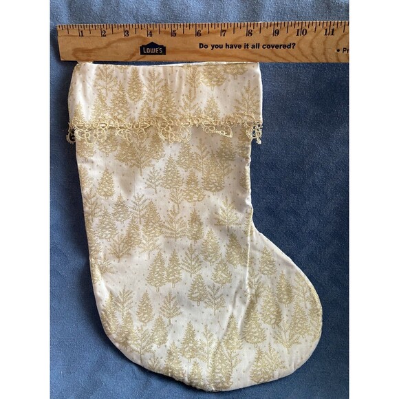 Vintage CHRISTMAS STOCKING Ivory Lace Quilted Heart With Embellishments Button - Picture 8 of 8